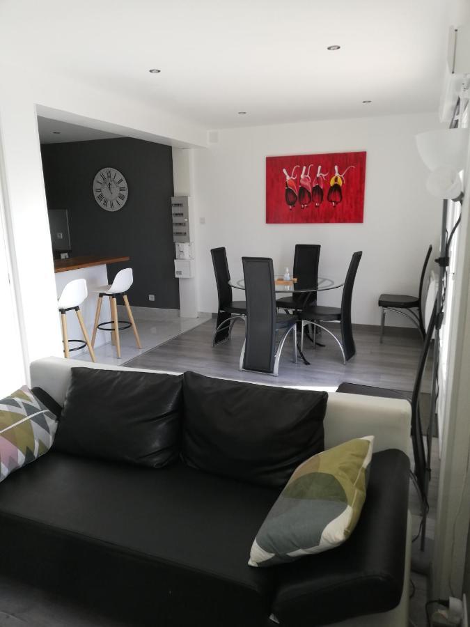 Agréable maison neuve, 5 personnes, piscine hors-sol privée du 15 juin à mi-septembre Moëlan-sur-Mer Exterior foto