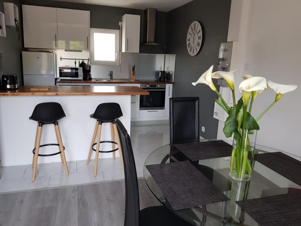 Agréable maison neuve, 5 personnes, piscine hors-sol privée du 15 juin à mi-septembre Moëlan-sur-Mer Exterior foto
