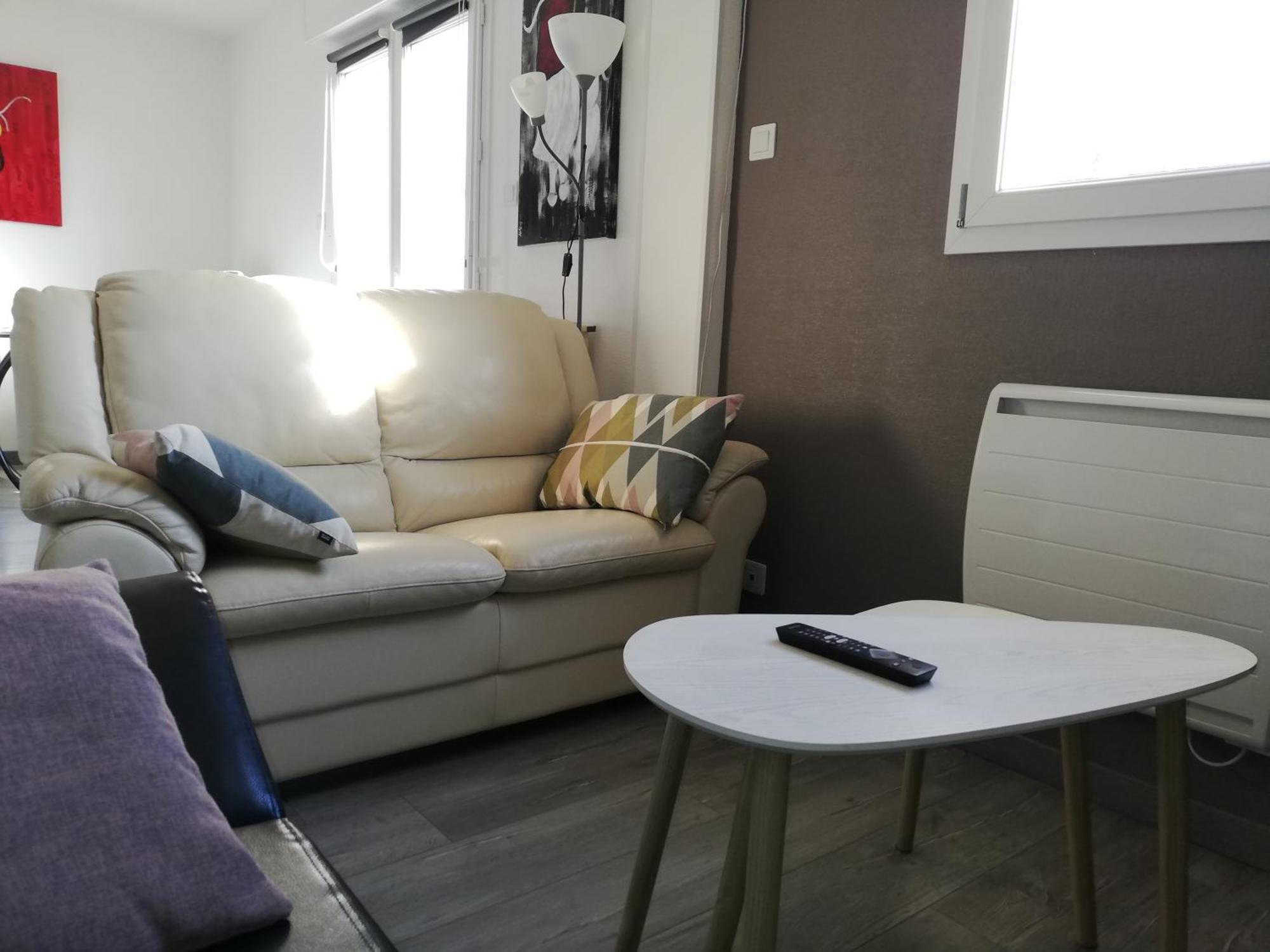Agréable maison neuve, 5 personnes, piscine hors-sol privée du 15 juin à mi-septembre Moëlan-sur-Mer Exterior foto